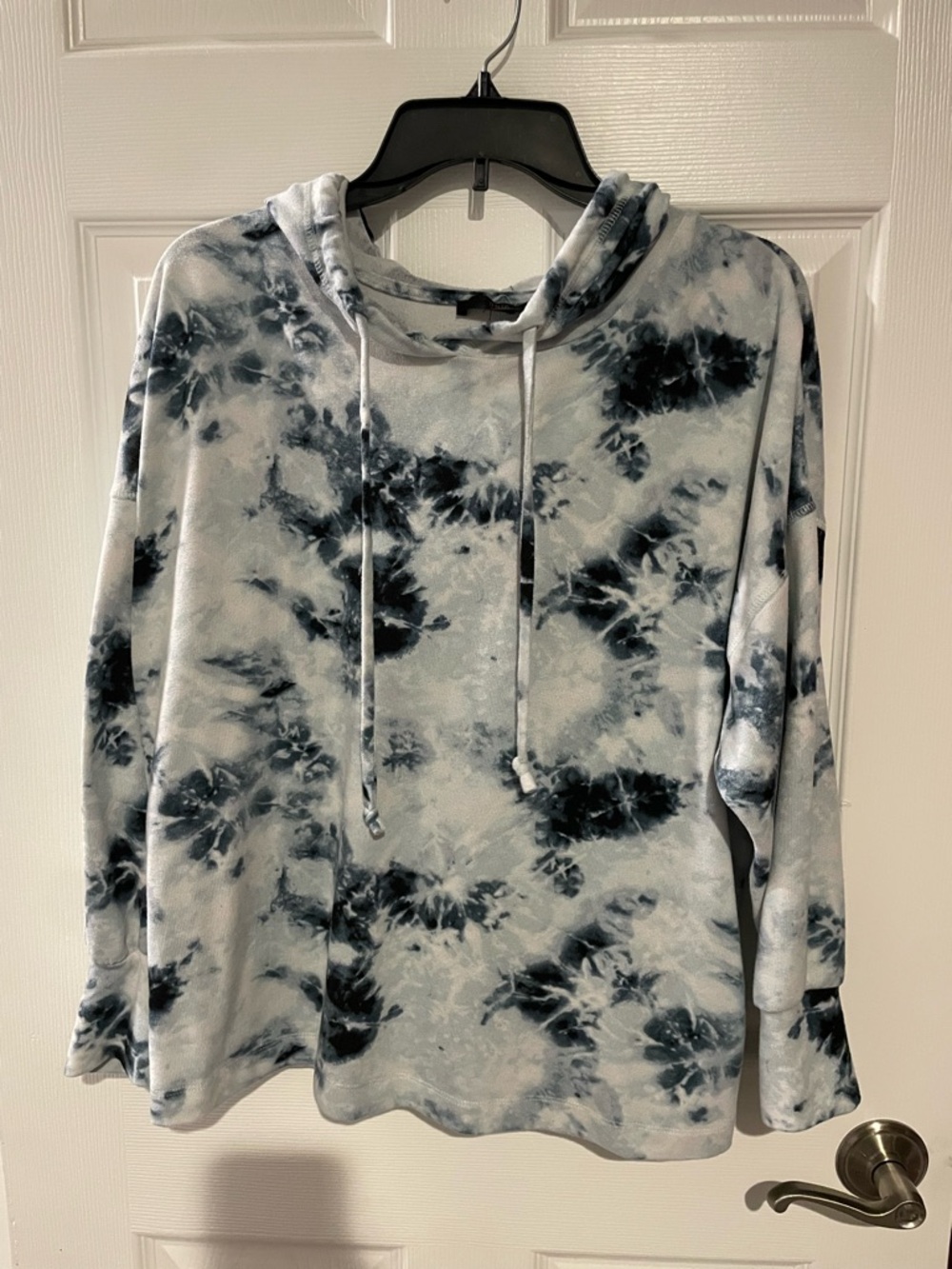 Tie-Dye Hooded Pullover Sweatshirt - blue & White